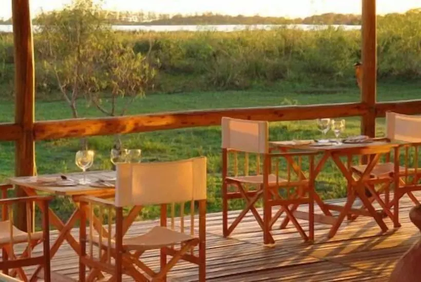 ホテル Irupe Lodge