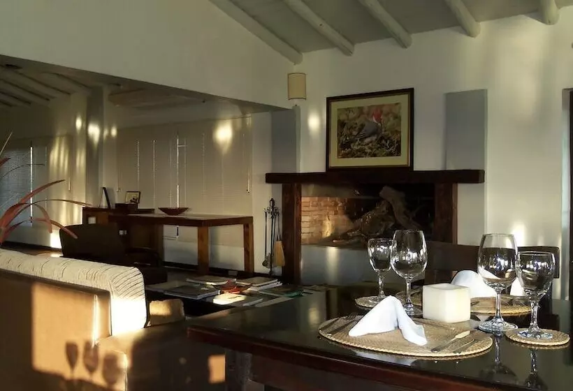 ホテル Irupe Lodge