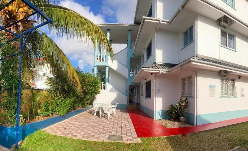 هتل La Villa Therese