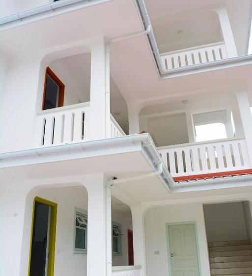 هتل La Villa Therese