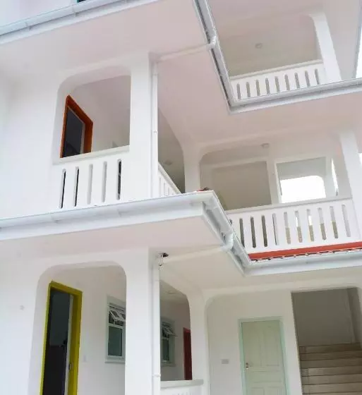 هتل La Villa Therese