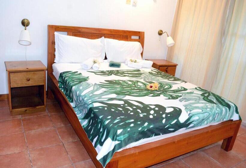 هتل La Villa Therese