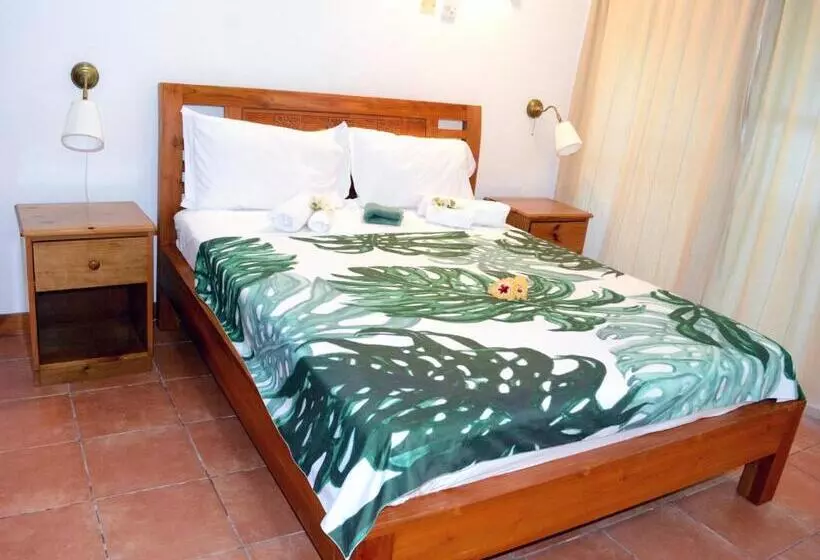 هتل La Villa Therese