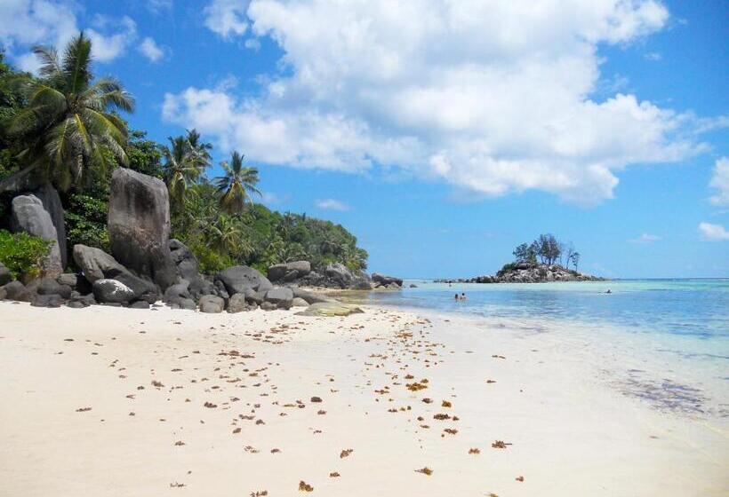 هتل La Villa Therese