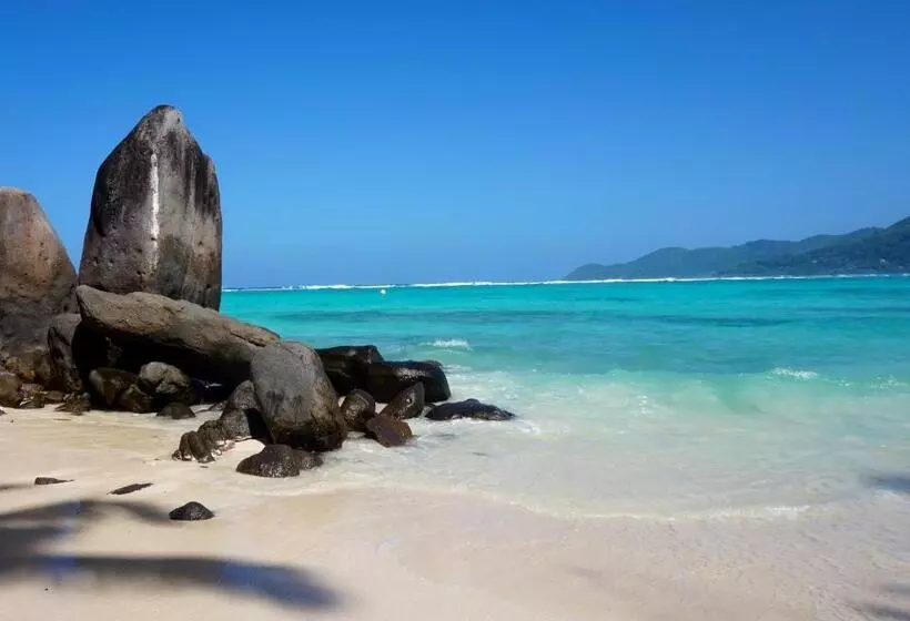 هتل La Villa Therese