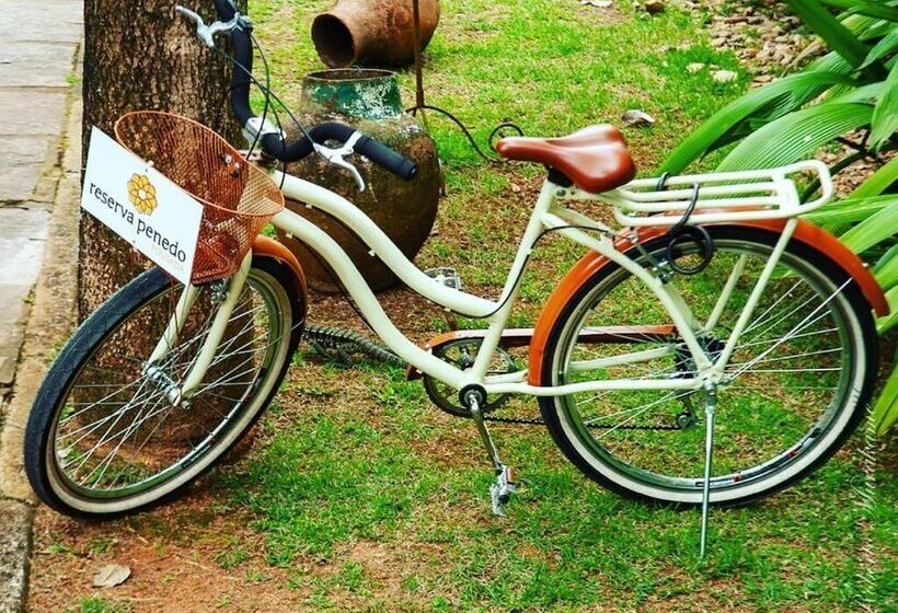 فندق Pousada Reserva Penedo