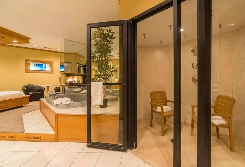 Hotelli Sybaris Pool Suites Mequon