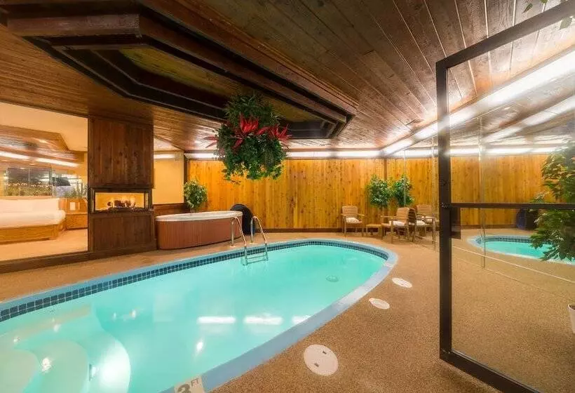 Hotelli Sybaris Pool Suites Mequon