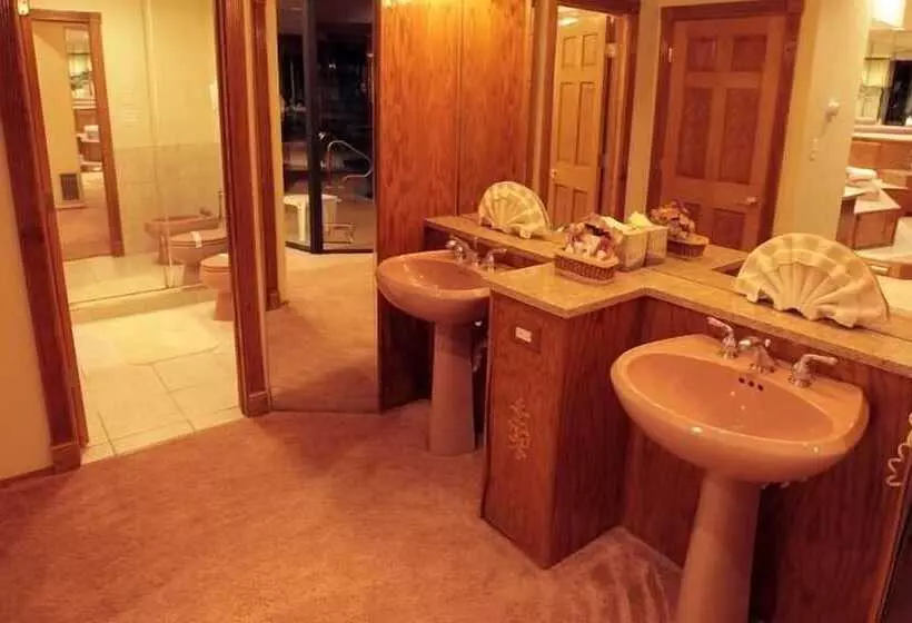 Hotelli Sybaris Pool Suites Mequon