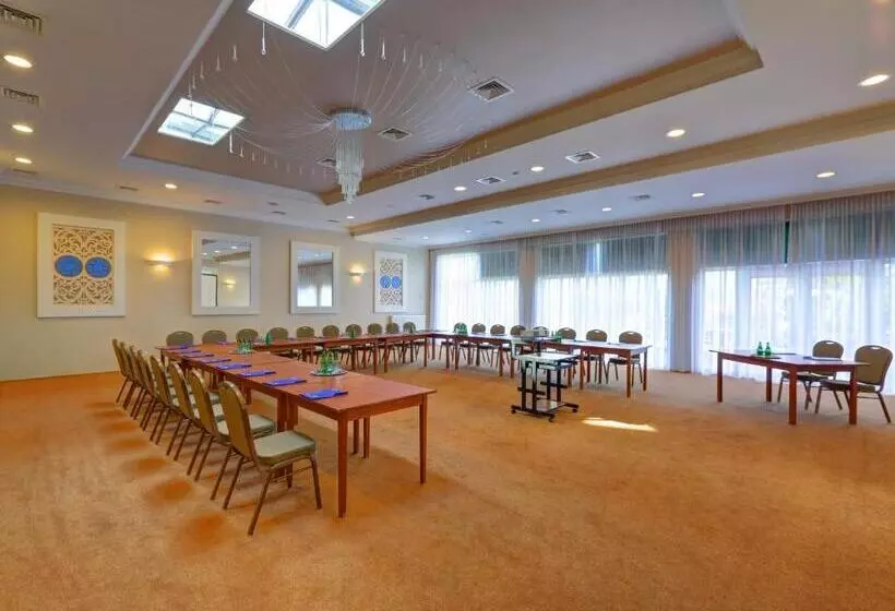 ホテル Chabrowy Dworek