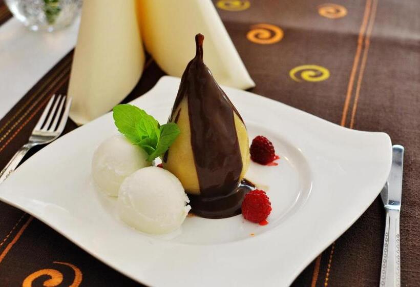 فندق Chabrowy Dworek