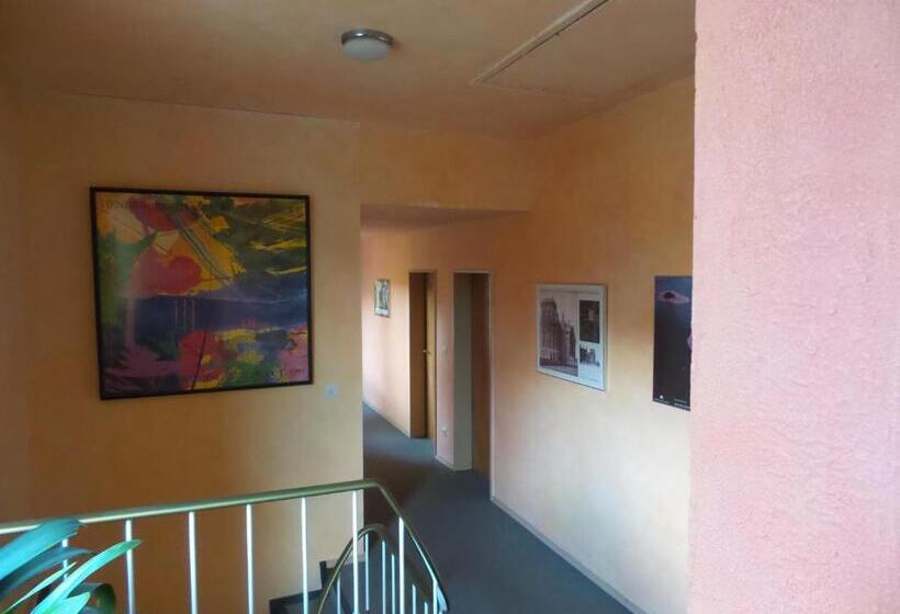 בית מלון כפרי Humboldt-haus