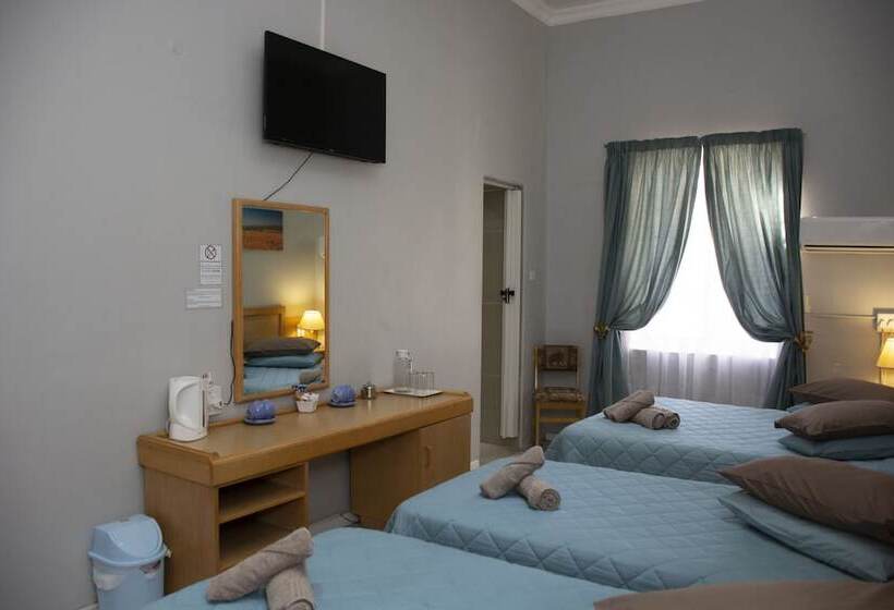 בית מלון כפרי Namaqua Lodge