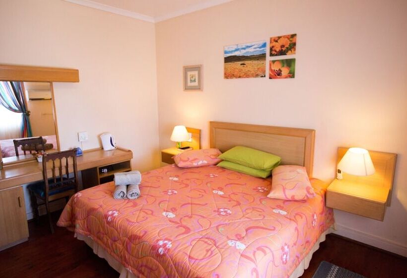 בית מלון כפרי Namaqua Lodge