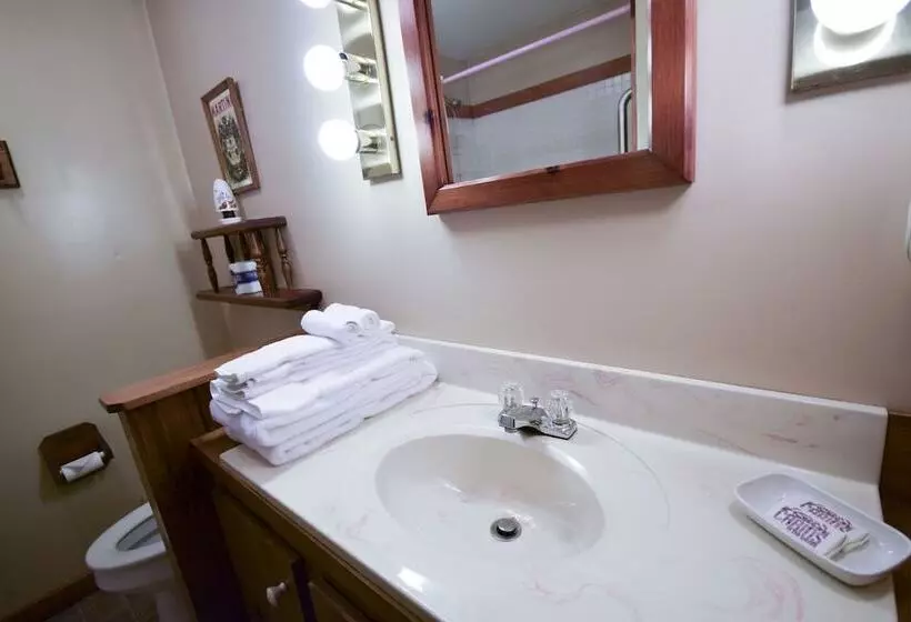 Hotelli Stowe Cabins In The Woods