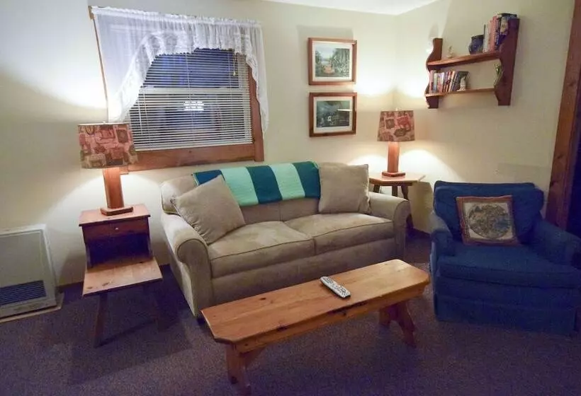 Hotelli Stowe Cabins In The Woods