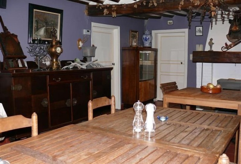 هتل Vertes Feuilles