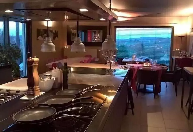 Hotelli Vertes Feuilles