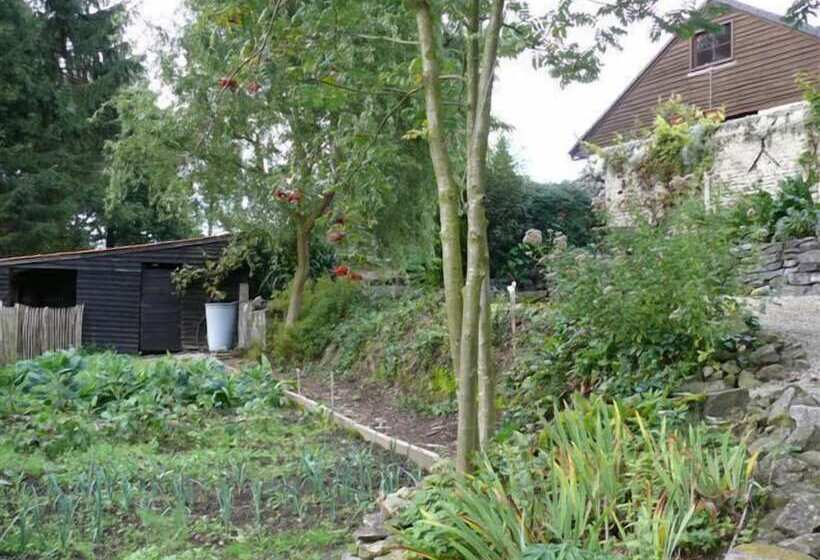 هتل Vertes Feuilles