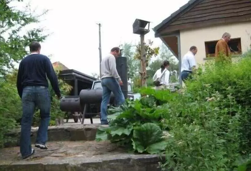 Hotelli Vertes Feuilles