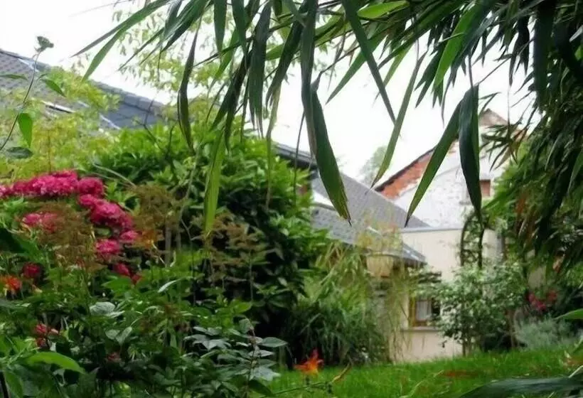 Hotelli Vertes Feuilles