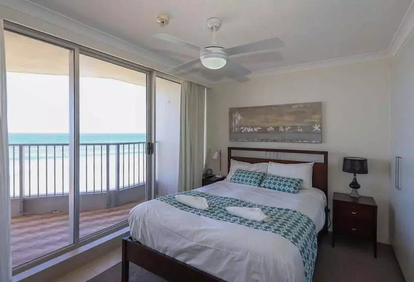 Beachside Tower Apartments