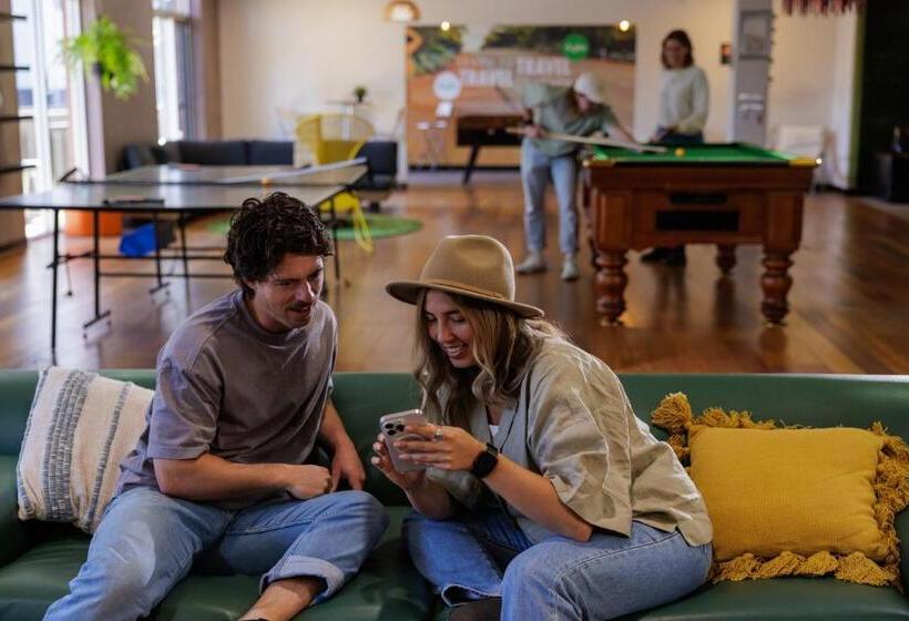 בית מלון כפרי Yha Adelaide Central