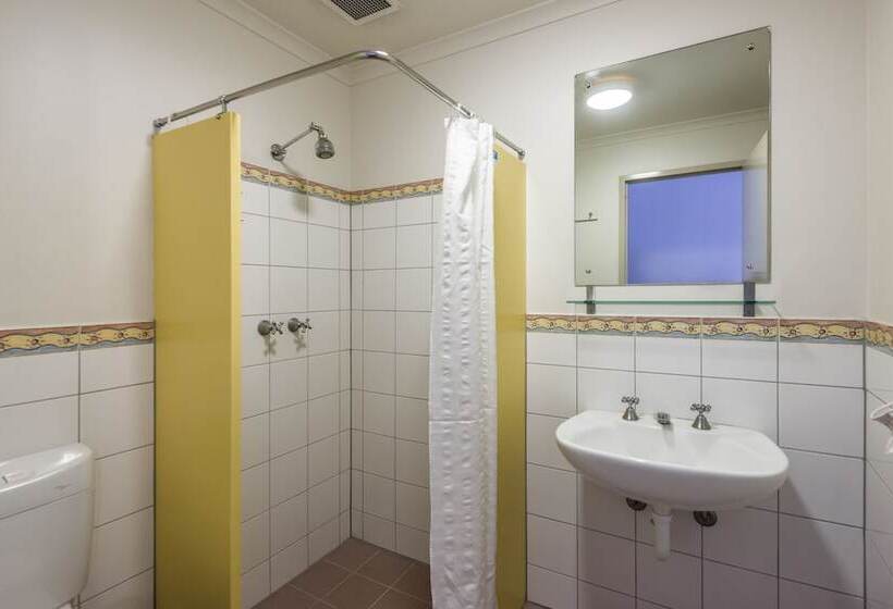 בית מלון כפרי Yha Adelaide Central