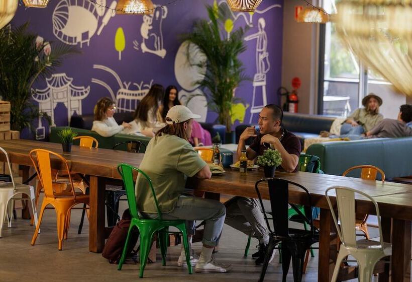 בית מלון כפרי Yha Adelaide Central