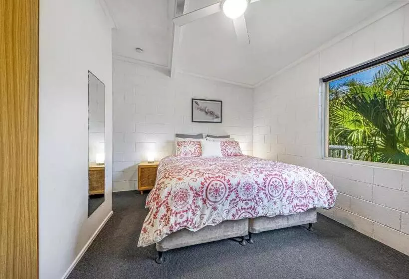 Hotel Beachcomber Peregian Beach