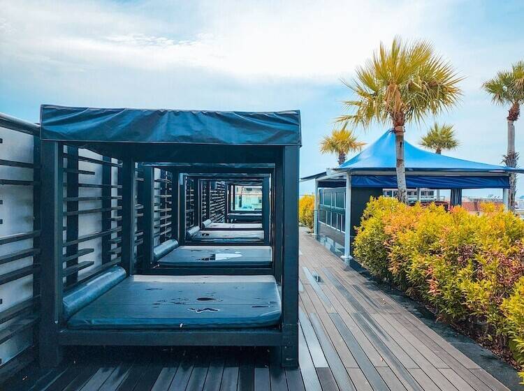 בית מלון כפרי Best Western Patong Beach