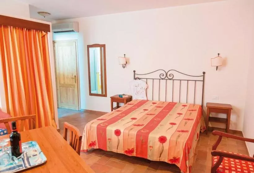 Hotelli Camping Le Capanne