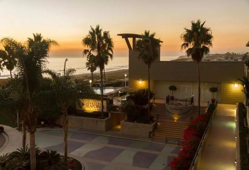 Hotelli Carlsbad Seapointe Resort