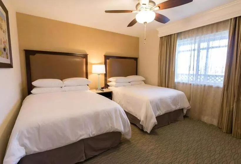 Hotelli Carlsbad Seapointe Resort