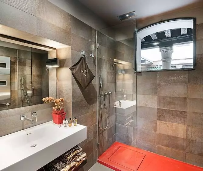 هتل Charming House Iqs