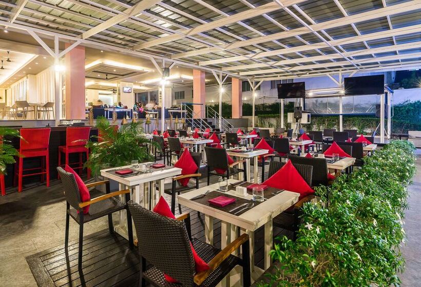 בית מלון כפרי Best Western Patong Beach