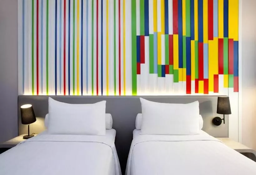 ホテル Ibis Styles Jakarta Mangga Dua Square