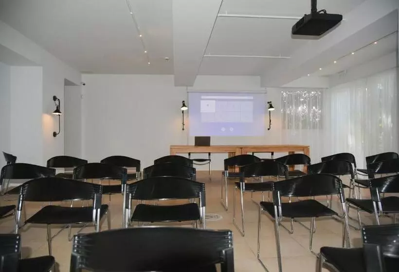 Отель Lena Mare Boutique