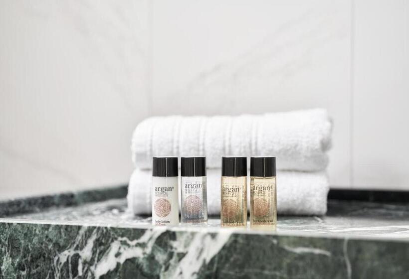 ホテル Lena Mare Boutique