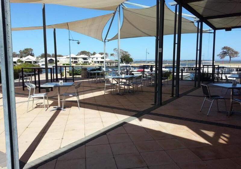 فندق Mandurah Quay Resort
