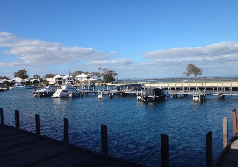 فندق Mandurah Quay Resort