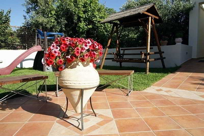 فندق Niriides Apartments