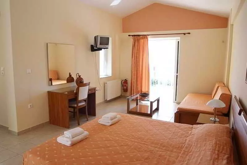 酒店 Niriides Apartments