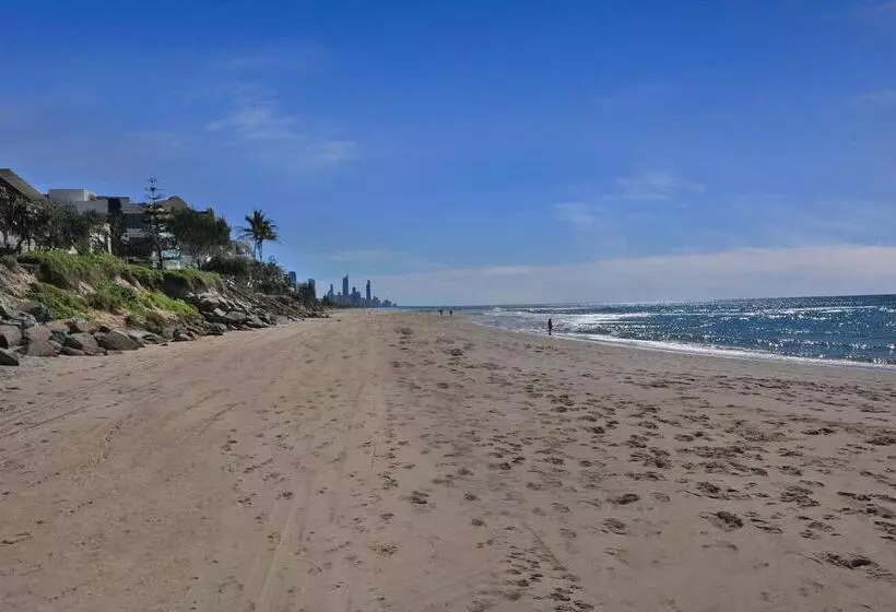 Отель Spindrift On The Beach   Absolute Beachfront