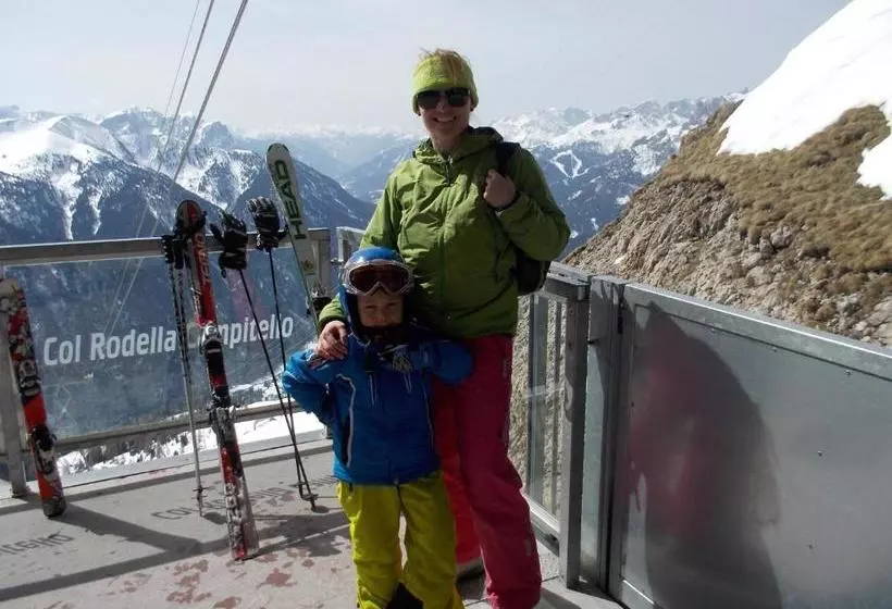 酒店 Sport Enrosadira