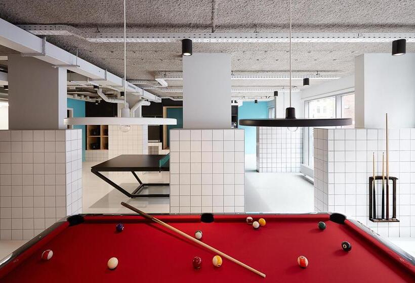 Hotelli The Social Hub The Hague