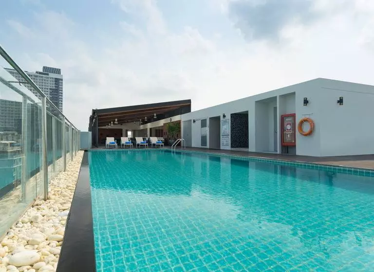 Отель Travelodge Pattaya