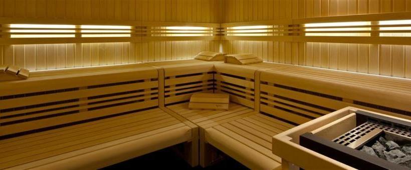 Отель Van Der Valk Spier Dwingeloo