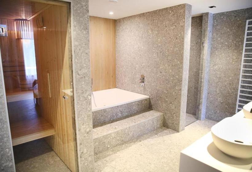 Отель Van Der Valk Spier Dwingeloo