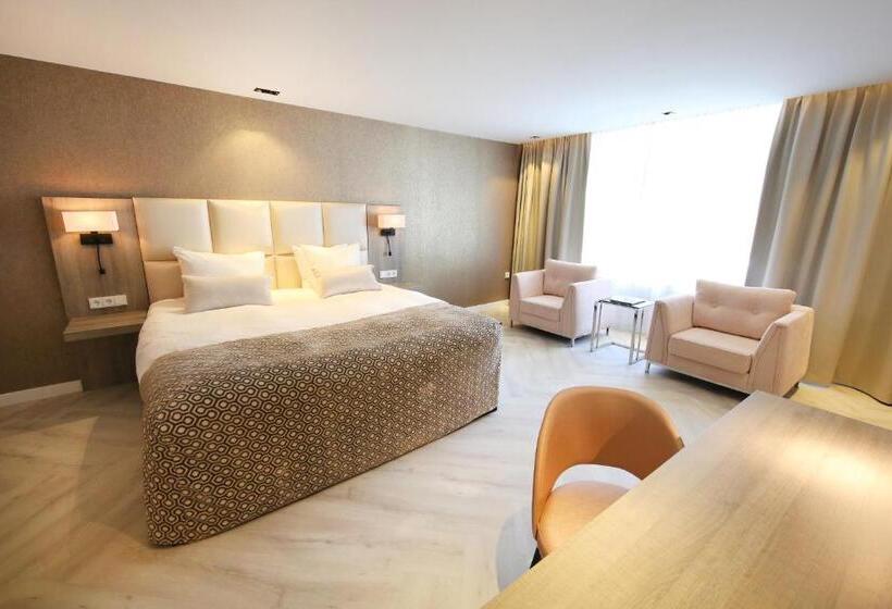 Отель Van Der Valk Spier Dwingeloo